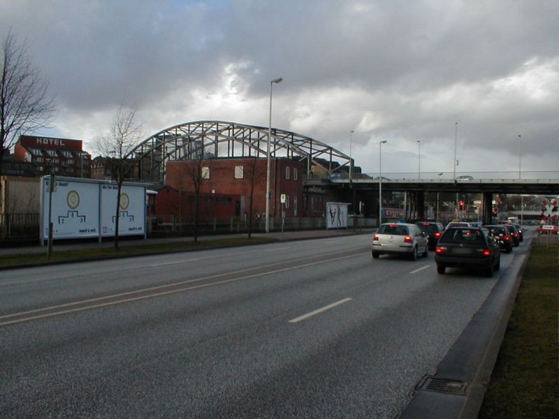 Bahnhofstr. Nh. Gablenzbrücke